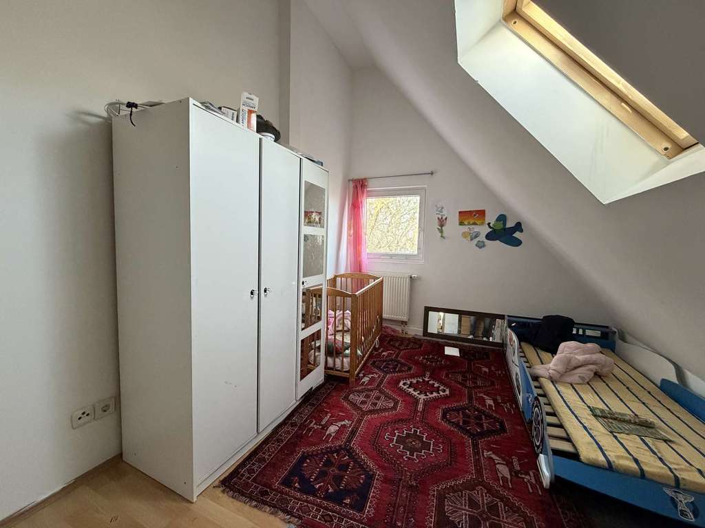 Immobilie in Augsburg - Kapitalanleger aufgepasst! Zwei-Wohnungen für einen Preis -Nähe A8 - Bild 4