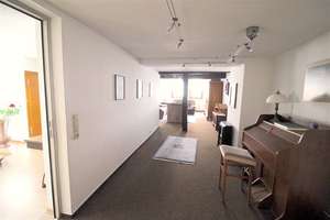 3 Wohnungen oder 5 Apartments: Wohnhaus möbliert, mit Gewerbefläche am Marktplatz in Homberg (Efze)  – Die vollständige Adresse der Immobilie erhältst du vom Anbieter., 34576 Homberg (Efze) – Vorschaubild 14
