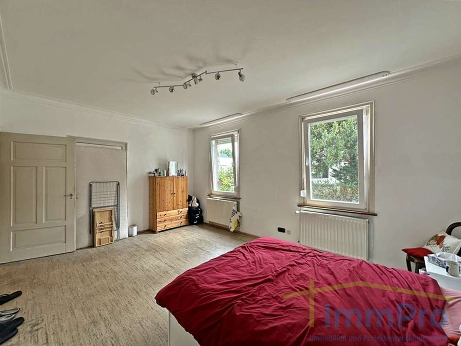 037 Zimmer EG