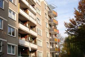 Hübsche familiengerechte Wohnung in grüner Lage – Dietrich-Bonhoeffer-Straße 17, 34132 Oberzwehren, Kassel – Vorschaubild 2