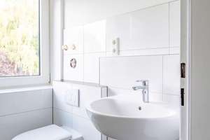Einziehen & wohlfühlen: Neu renovierte 2-Zimmer-Wohnung mit Loggia – 48163 Amelsbüren, Münster – Vorschaubild 8