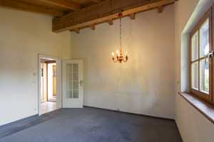 Das Landhaus für die Familie! Rarität: Zweifamilienvilla mit zus. Appartement, Kachelofen & Wellness – Garmisch-Partenkirchen (Kreis) – Vorschaubild 92