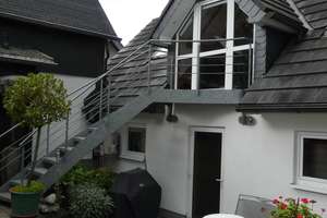 Ausgefallenes Appartement mit Einbauküche, Kaminofen und Stellplatz in Hofschaftslage von gräfrath – Obenflachsberg 11, 42653 Gräfrath, Solingen – Vorschaubild 9