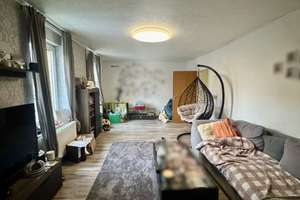 Vielseitiges Zweifamilienhaus mit großem Grundstück, Garagen und Gartenidylle – Die vollständige Adresse der Immobilie erhältst du vom Anbieter., 41069 Holt, Mönchengladbach – Vorschaubild 7