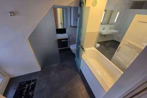 Wohnen über den Dächern Nürnbergs – nur 150 m zur Fußgängerzone – Die vollständige Adresse der Immobilie erhältst du vom Anbieter., 90402 Altstadt, Sankt Lorenz, Nürnberg – Vorschaubild 3