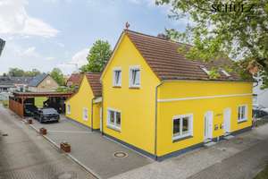 Seltene Gelegenheit in Oldenburg – Sanierte DHH mit 944 m² Grundstück & Ausbauchance – Die vollständige Adresse der Immobilie erhältst du vom Anbieter., 26131 Eversten, Oldenburg (Oldenburg) – Vorschaubild 1