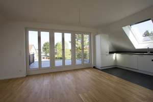 Zweitbezug 2-Zimmer-Dachterrassenwohnung in Mehrfamilienvilla mit fünf Wohneinheiten – Glockenblumenstrasse 16, 80935 Lerchenau-Ost, München – Vorschaubild 17