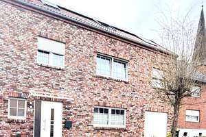 Exklusives Wohnen in Bestlage von Bergheim, Luxuriöses Einfamilienhaus mit hochwertiger Ausstattung! – Die vollständige Adresse der Immobilie erhältst du vom Anbieter., 50127 Bergheim – Vorschaubild 1