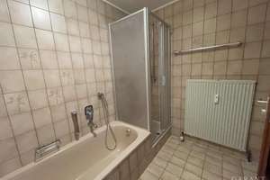 * Charmante 4 Zimmer-Wohnung mit Terrasse inkl. Garage * Sofort frei * Im schönsten Weinort * – Die vollständige Adresse der Immobilie erhältst du vom Anbieter., 74354 Besigheim – Vorschaubild 6