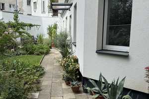 Wunderschöne Hinterhofwohnung - neu saniert – Hildebrandtstraße 23, 40215 Düsseldorf – Vorschaubild 1