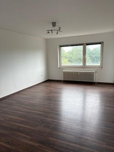 Schöne 2 Zimmer Wohnung in Krefeld am Uerdinger Stadtpark mit Balkon
