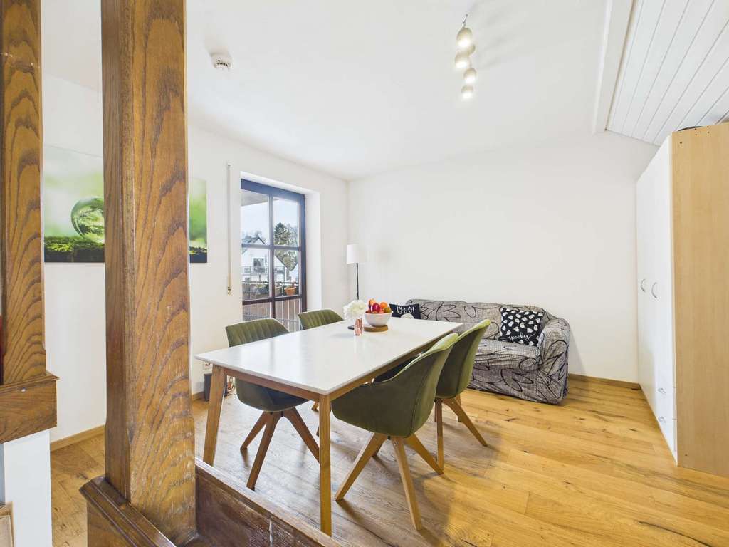 Immobilie in Regensburg - Regensburg, Kumpfmühl: Urbanes Wohnen mit viel Potenzial: 2-Zimmer-Wohnung mit großem Balkon - Bild 3