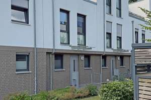 Neuwertiges Townhouse nahe Hamburg | Courtagefrei vom Eigentümer – Die vollständige Adresse der Immobilie erhältst du vom Anbieter., 22848 Norderstedt – Vorschaubild 1