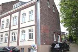 Mehrfamilienhaus mit großem Grundstück in Alt-Erkrath – Die vollständige Adresse der Immobilie erhältst du vom Anbieter., 40699 Erkrath – Vorschaubild 1