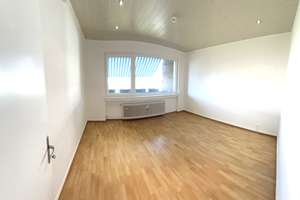FREI AB 01.07.2026: Wettbergen, 3,5 ZKB ca. 90 qm, großzügig geschnitten, lichtdurchflutet, Waldnähe – Goethestr 10, 30457 Wettbergen, Hannover – Vorschaubild 3