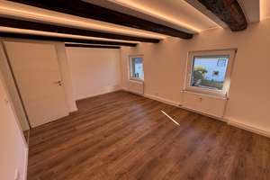 Erstbezug nach Sanierung – stilvolle 4-Zimmer-Wohnung mit Balkon und Garten Grillplatz – Am Okerdüker 20, 38112 Lehndorf-Watenbüttel, Braunschweig – Vorschaubild 12