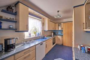 Property thumbnail 25