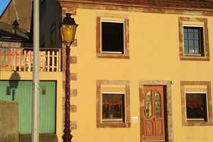 Haus mit 3 Etagen, Terrasse & Garage in Bitsch Frankreich zu vermieten 