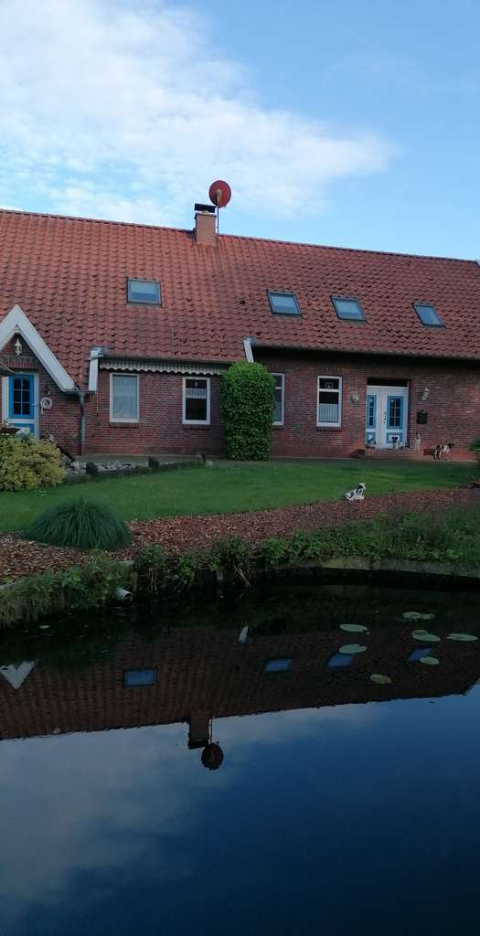 Immobilie in Barßel - Fehnhaus in idyllischer Kanallage auf 6.200m² Grundstück  - Bild 2