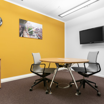 Privater Büroraum für 4 Person in Regus ZeltnerEck