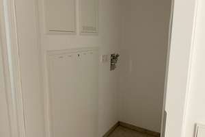Direkt einziehen und Wohlfühlen! 4 Zimmer im Neubau, 2 Loggien, Einbauküche, Tageslichtbad, Gäste-WC – Hildesheimer Straße 442, 30519 Wülfel, Hannover – Vorschaubild 21