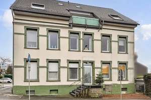Top-gepflegtes, modernisiertes und individuell nutzbares freistehendes 4-Parteienhaus in Sprockhövel – Die vollständige Adresse der Immobilie erhältst du vom Anbieter., 45549 Sprockhövel – Vorschaubild 1