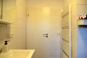 Schöne 2-Zimmer-Wohnung mit Einbauküche, Garten und Balkon in beliebter Wohnlage – Die vollständige Adresse der Immobilie erhältst du vom Anbieter., 50999 Weiß, Köln – Vorschaubild 13