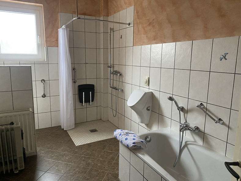 Immobilie in Freden (Leine) - Ein Hof mit Geschichte - Großzügiges Anwesen mit Fachwerkhaus! - Bild 5