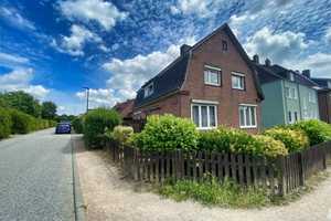 Viel Platz bietet dieses Wohnhaus mit Vollkeller in Kiel-Elmschenhagen – Kiel – Vorschaubild 2