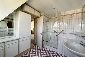 Bestlage am Bubenbad: Charaktervolles Wohnen auf zwei Ebenen Nähe Villa Reitzenstein – Die vollständige Adresse der Immobilie erhältst du vom Anbieter., 70184 Gänsheide, Stuttgart – Vorschaubild 8