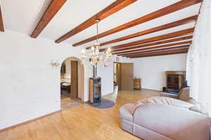 Wohnhaus mit Potenzial – großzügiger Garten und vielfältige Gestaltungsmöglichkeiten – 97896 Freudenberg – Vorschaubild 3