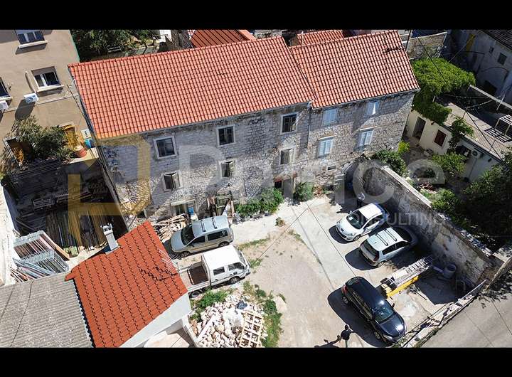 Real Estate Title Image Background