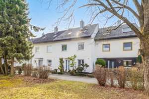 Reihenmittelhaus mit 4,5 Zimmern - Ausbaupotential zu 5,5 Zimmern - inkl. Hobbyraum, Sauna & Garage – Die vollständige Adresse der Immobilie erhältst du vom Anbieter., 82239 Alling – Vorschaubild 3