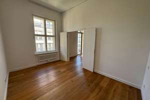 Modernisierte Altbauwohnung mit Balkon im Herzen von Charlottenburg: Stilvolles Wohnen! – Die vollständige Adresse der Immobilie erhältst du vom Anbieter., 10585 Charlottenburg, Berlin – Vorschaubild 4