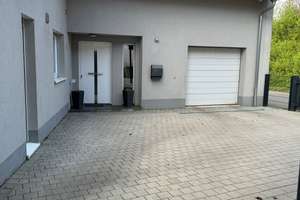 Sehr gepflegtes, großzügiges 1-Familienhaus mit ansprechendem Charakter – Die vollständige Adresse der Immobilie erhältst du vom Anbieter., 64658 Fürth – Vorschaubild 2
