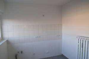 Entspannt wohnen im Grünen: 3 Zimmer mit Balkon und Badewanne – Robert-Schuman-Str. 1, 38444 Detmerode, Wolfsburg – Vorschaubild 6
