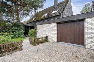 Bielefeld-Senne: freistehendes EFH | ca. 112 m² Wfl. |  ca. 633 m² Grundstück | Sanierungsbedürftig – Die vollständige Adresse der Immobilie erhältst du vom Anbieter., 33659 Senne, Bielefeld – Vorschaubild 3