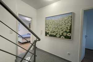 Lichtdurchflutete Doppelhaushälfte mit großzügigem Grundriss – Wiesbaden – Vorschaubild 8