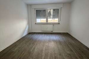 Miet mich - 2-Zimmer-Wohnung in zentraler Lage mit Balkon – Waterloostr. 10, 45141 Nordviertel, Essen – Vorschaubild 3