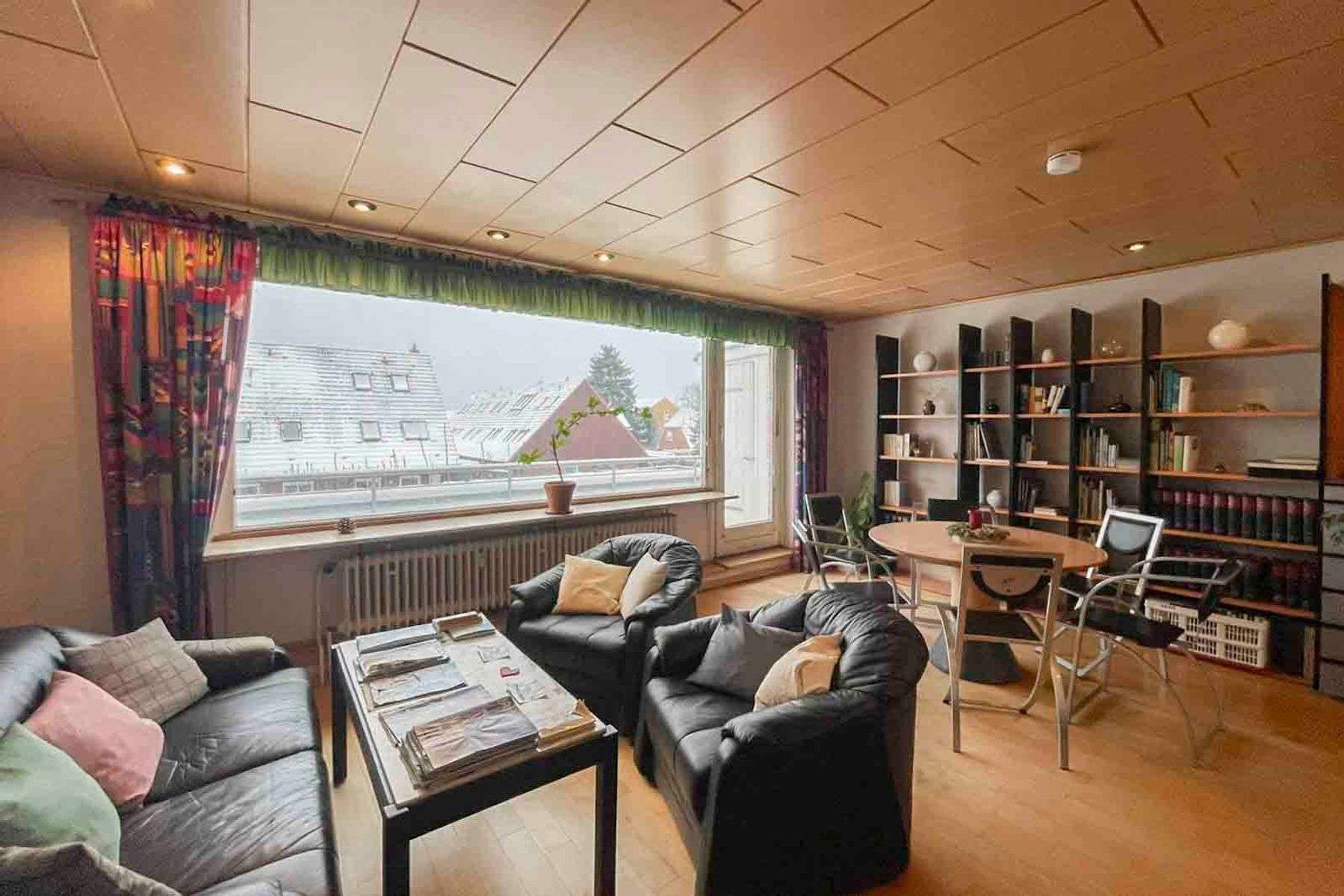 Viel Potenzial: 3-Zimmer-Wohnung mit Balkon, Tiefgarage und Top-Anbindung in Lübeck-Moisling, Lübeck – Bild 3