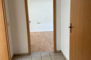 Erdgeschoss-2-Zimmer-Wohnung mit 53,4 m² in Chemnitz – Augustusburger Str.  137, 9126 Sonnenberg, Chemnitz – Vorschaubild 2