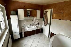 ***Exklusives Einfamilienhaus in Top-Zustand*** – Die vollständige Adresse der Immobilie erhältst du vom Anbieter., 93133 Burglengenfeld – Vorschaubild 13