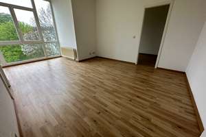 Wintergarten -  geräumige Zimmer - im 3.OG - Frei ab 1.5.26 – Altendorfer Straße 10, 9113 Schloßchemnitz, Chemnitz – Vorschaubild 8