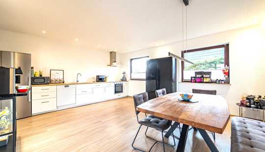 Bild von Modernisiertes Einfamilienhaus
mit Einliegerwohnung in gefragter Lage