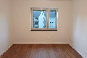Sanierte 2-Zimmer-Wohnung mit Sonnenbalkon – Die vollständige Adresse der Immobilie erhältst du vom Anbieter., 40468 Unterrath, Düsseldorf – Vorschaubild 12