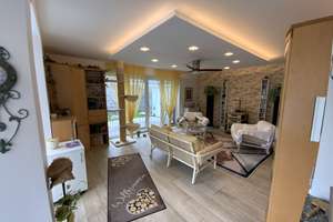 Elegantes Endreihenhaus mit 6 Zimmern und Carport in Garching – Pfarrer-Seeanner-Straße 26, 85748 Garching bei München – Vorschaubild 11