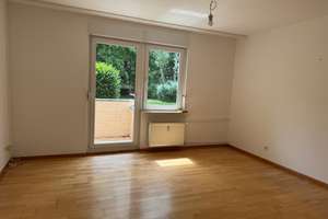 Bezugsfrei im Grünen mit Balkon und zentral in Lankwitz - Provisionsfrei – Schulstr. 7, 12247 Lankwitz, Berlin – Vorschaubild 6
