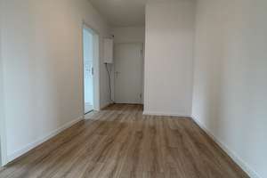 Kernsanierte 2-Zimmer Dachgeschosswohnung in Duisburg-Untermeiderich – Neustraße 11, 47137 Untermeiderich, Duisburg – Vorschaubild 4