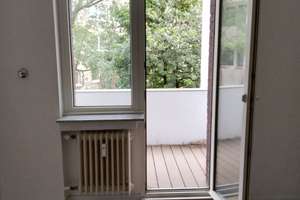 Zuhause mit 2 Zimmern, Einbauküche, Badezimmer,West-Loggia zum ruhigen Innenhof  in  Düsseldorf Bilk – Mecumstraße 31, 40225 Bilk, Düsseldorf – Vorschaubild 17