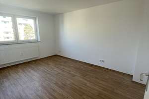 Lehel: 3-Zi.-Wohnung mit Balkon in unmittelbarer Isarnähe – Die vollständige Adresse der Immobilie erhältst du vom Anbieter., 80538 Lehel, München – Vorschaubild 3